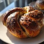 Black Sesame Rolls